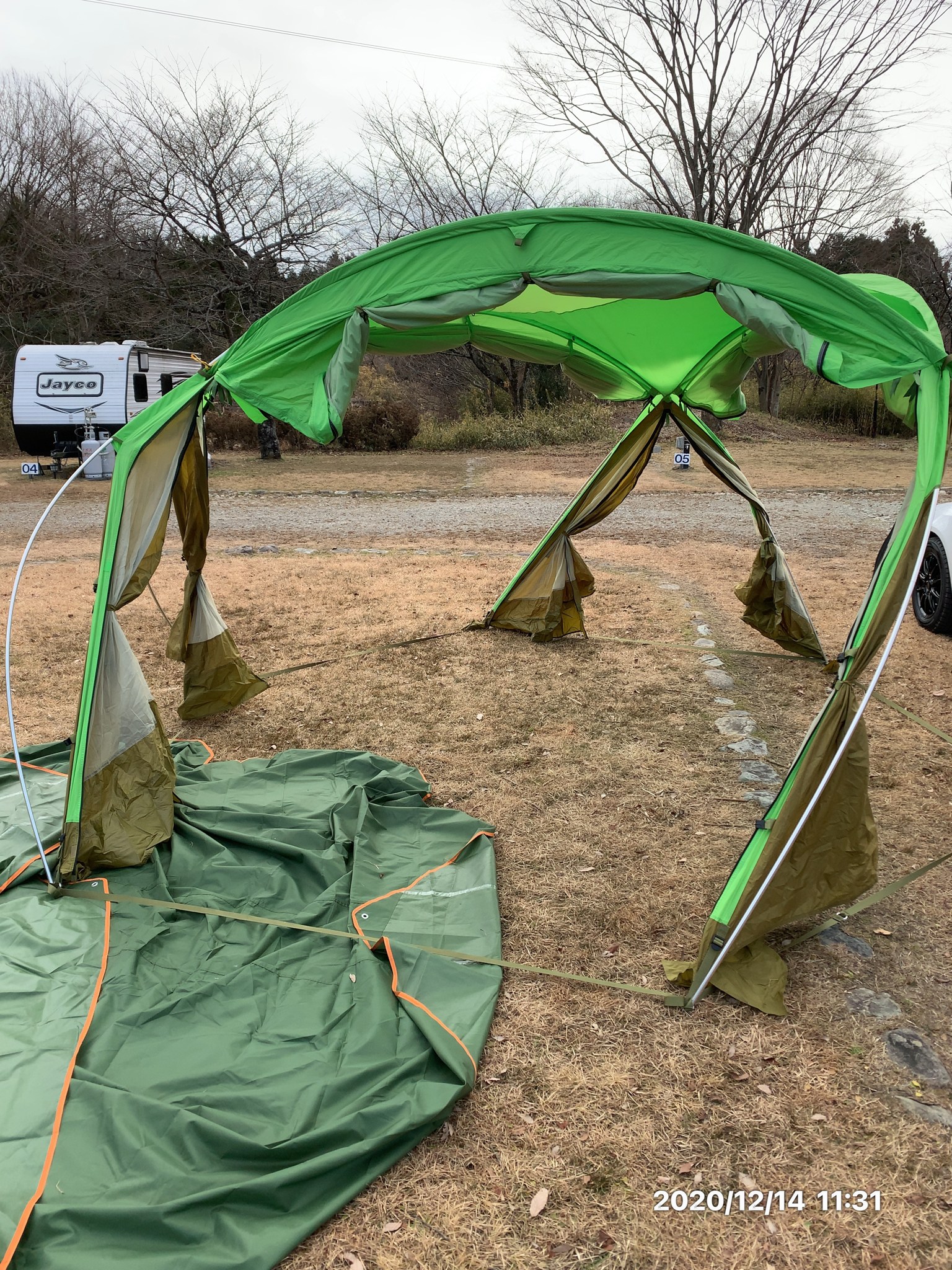 アストロドームの骨組みが立ったところ